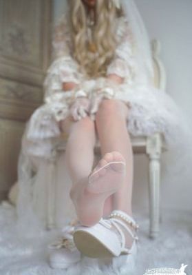 美女的mm免费视频